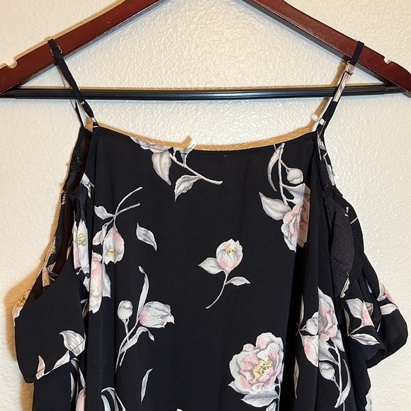 BLU Pepper Cold Shoulder Floral Mini Dress - Picture 9 of 14